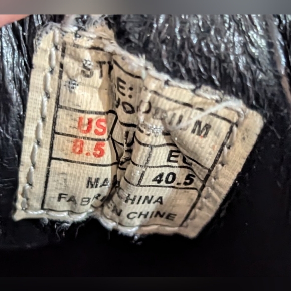 Women's Size 8.5 Right Curling Shoe (Gripper Foot) - Picture 4 of 6